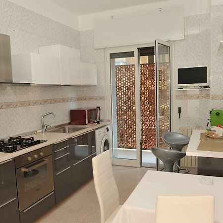 Casa Sarahouse Apartment Taranto Luaran gambar