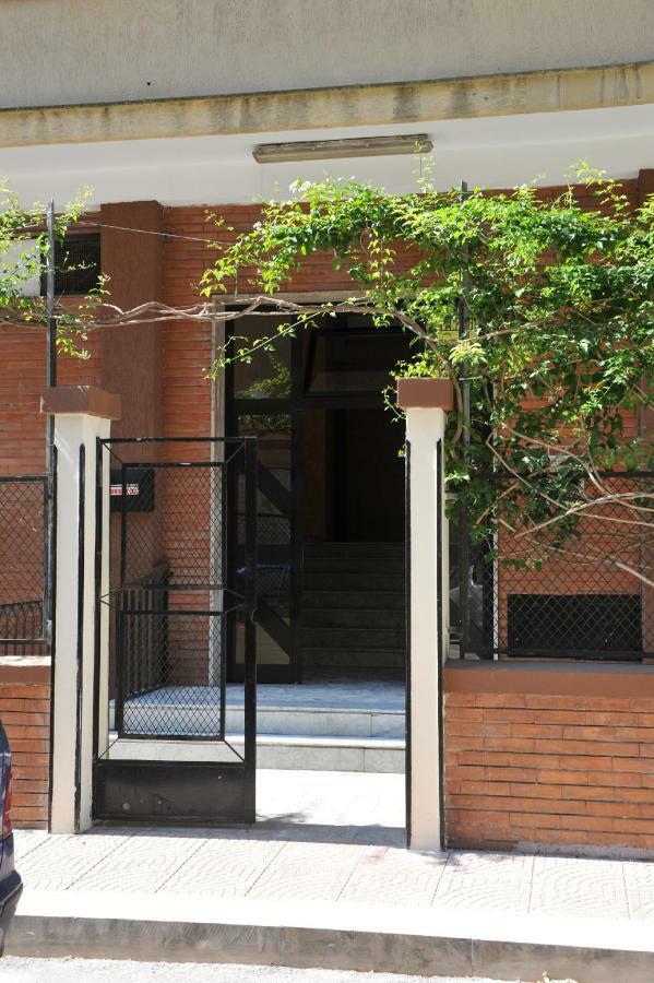 Casa Sarahouse Apartment Taranto Luaran gambar