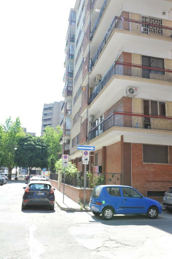 Casa Sarahouse Apartment Taranto Luaran gambar
