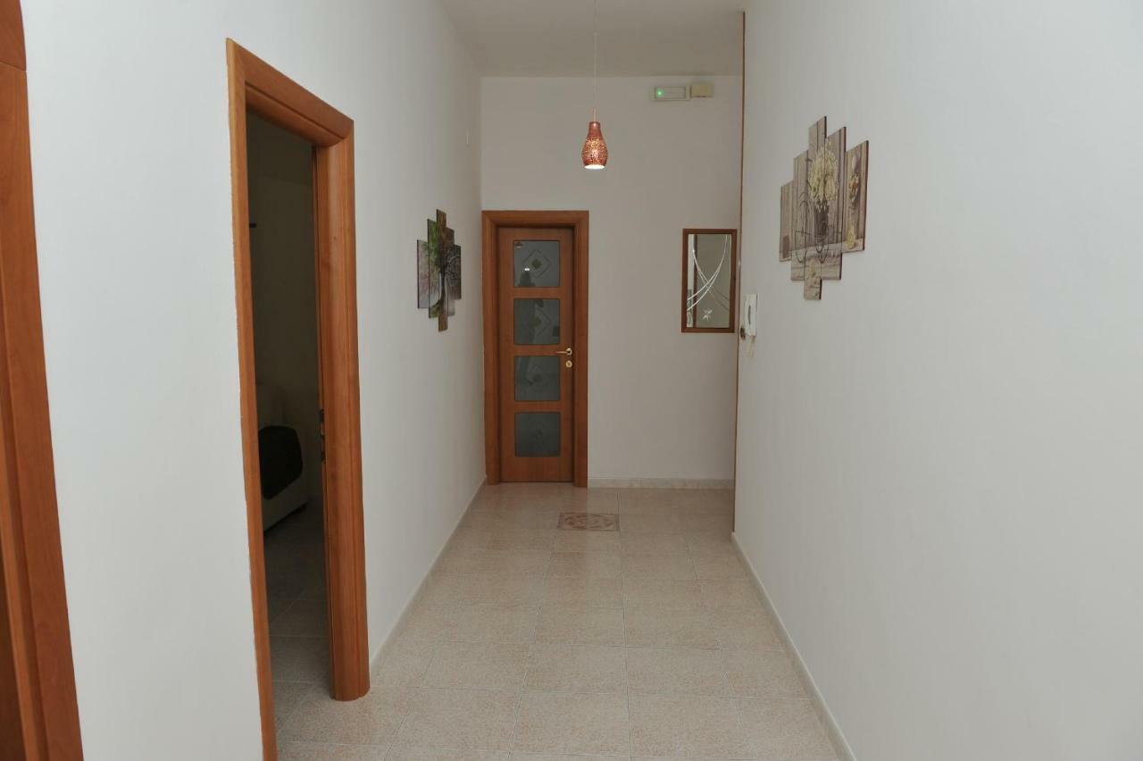 Casa Sarahouse Apartment Taranto Luaran gambar
